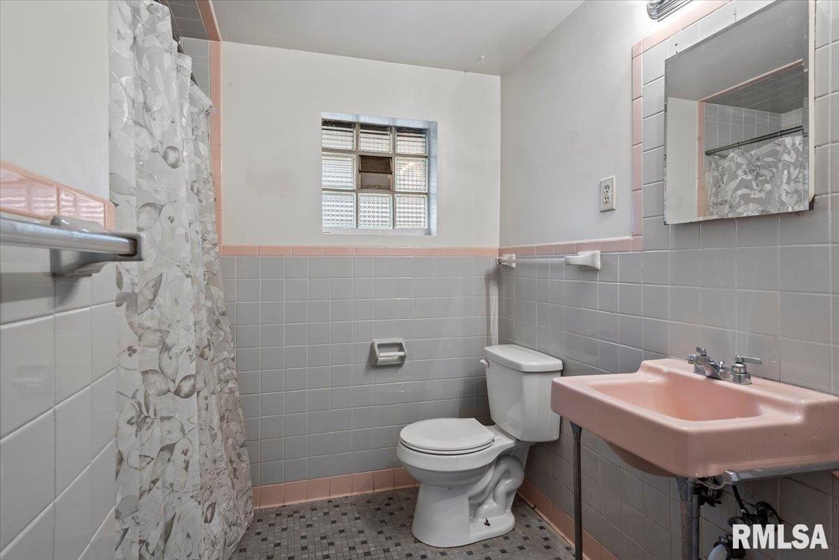 811 West Governor Street Springfield, IL 62704 - Photo 16 of 16