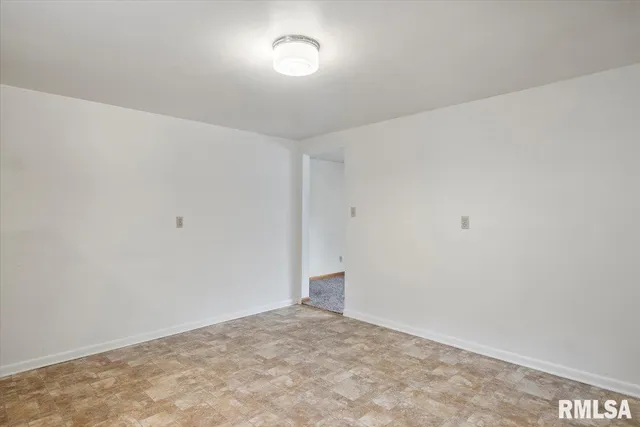 $225,000 | 811 West Governor Street, Springfield, IL 62704