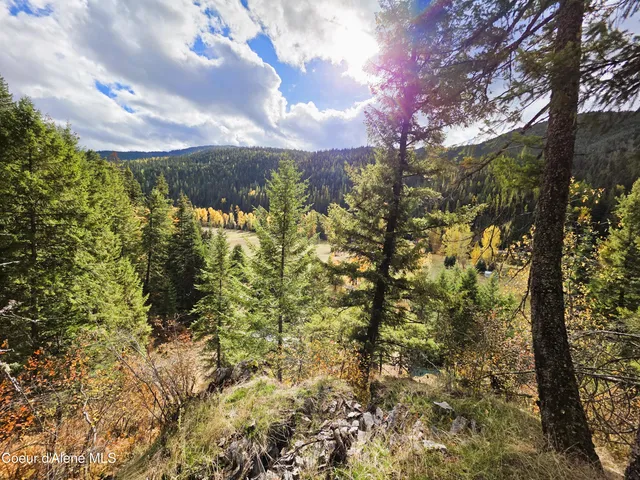 $325,000 | 10755 Old River Road, Kingston, ID 83839