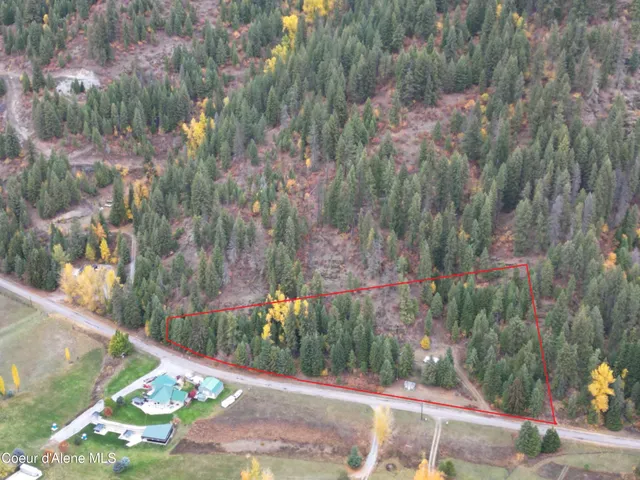 $325,000 | 10755 Old River Road, Kingston, ID 83839