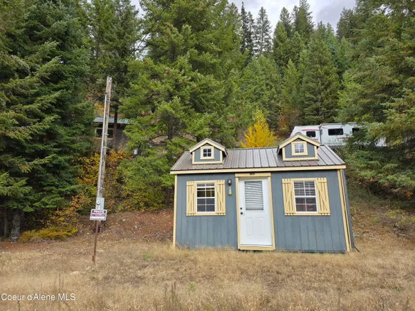 $325,000 | 10755 Old River Road, Kingston, ID 83839