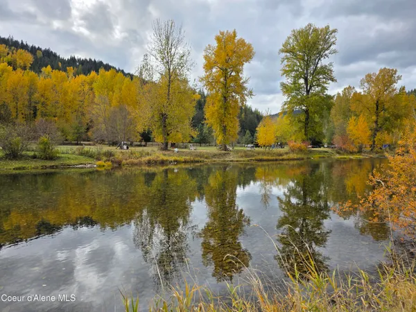 $325,000 | 10755 Old River Road, Kingston, ID 83839