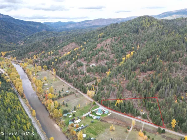 $325,000 | 10755 Old River Road, Kingston, ID 83839