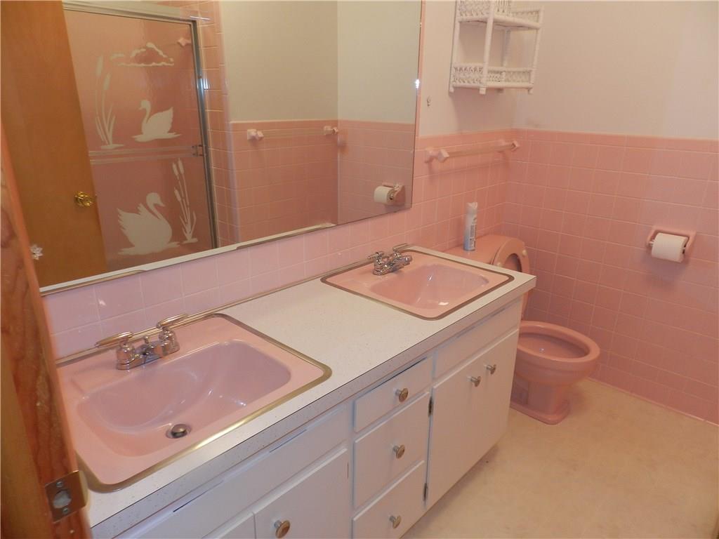 111 North High School Road Indianapolis, IN 46214 - Photo 23 of 29 Gallery Image 23