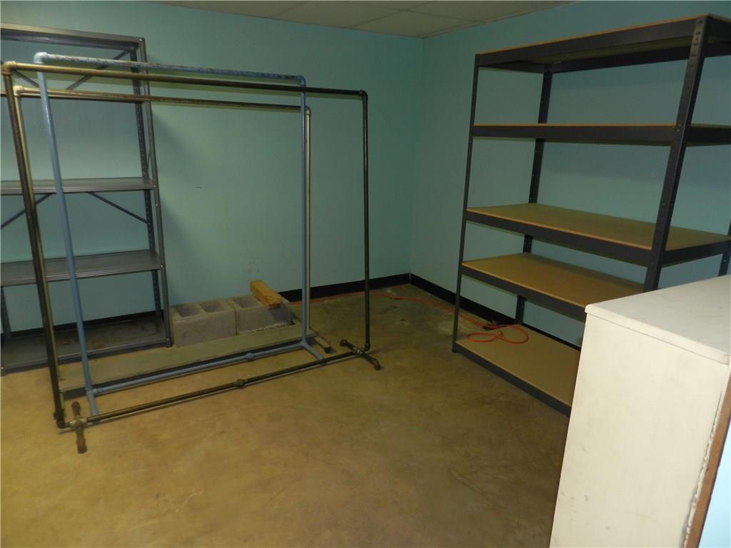 111 North High School Road Indianapolis, IN 46214 - Photo 27 of 29 Gallery Image 27