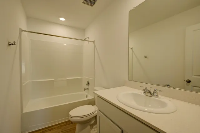 $1,800 | 24110 Wandering Brk Drive, Hockley, TX 77447