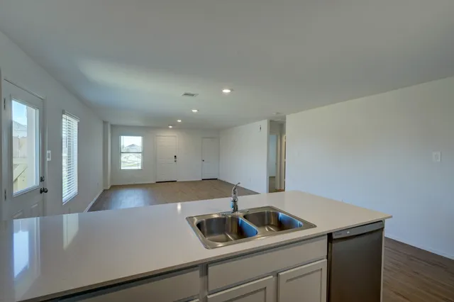 $1,800 | 24110 Wandering Brk Drive, Hockley, TX 77447