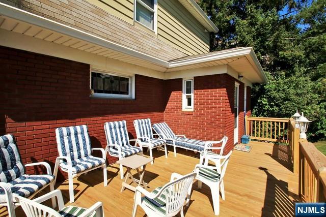 333 Henry Street Hasbrouck Heights, NJ 07604 - Photo 21 of 27