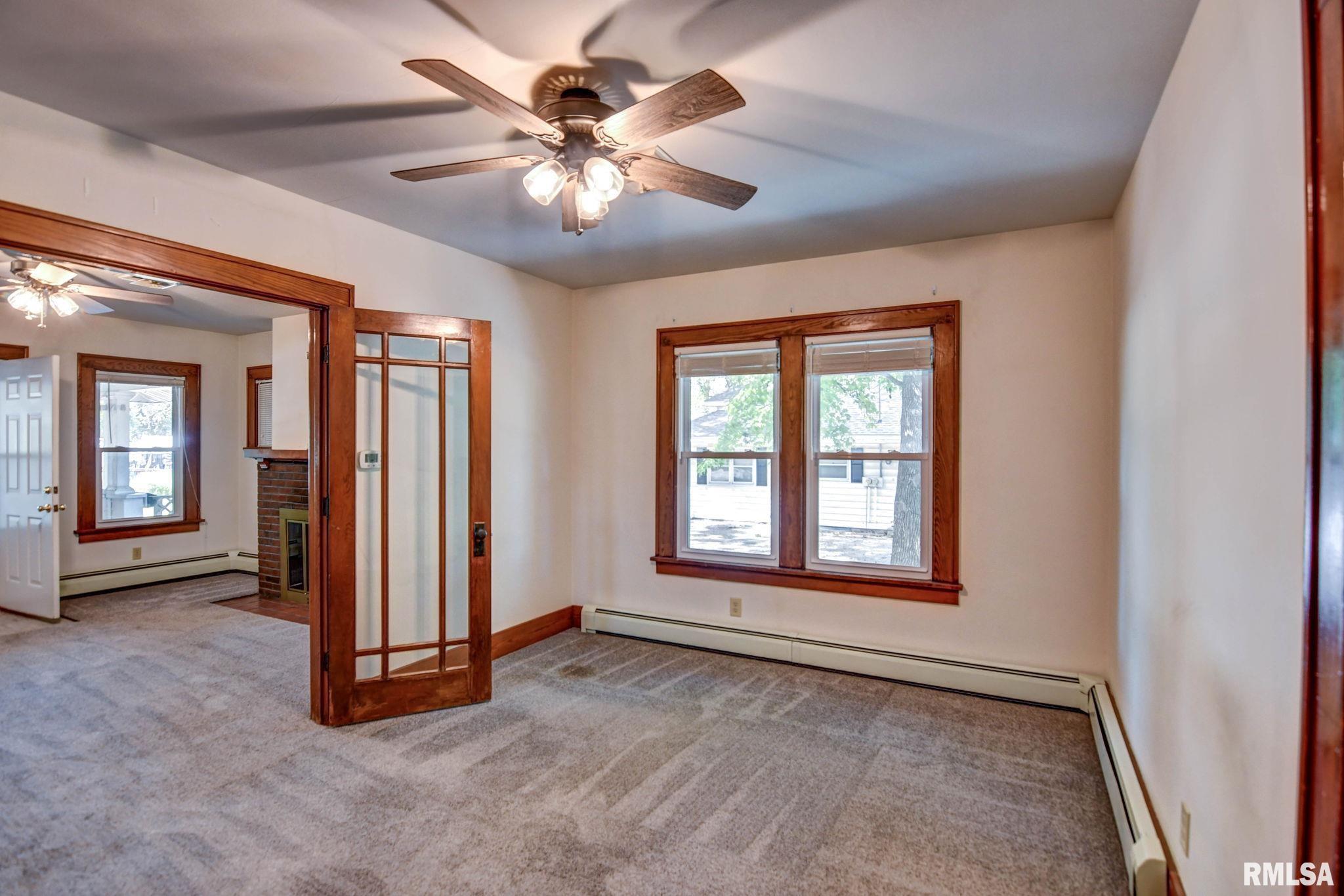 810 North Snodgrass Street Taylorville, IL 62568 - Photo 13 of 43