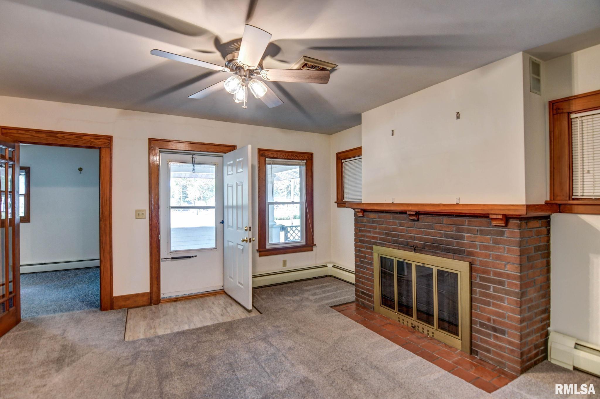 810 North Snodgrass Street Taylorville, IL 62568 - Photo 16 of 43