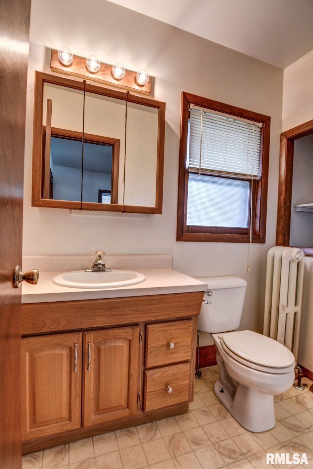 810 North Snodgrass Street Taylorville, IL 62568 - Photo 29 of 43