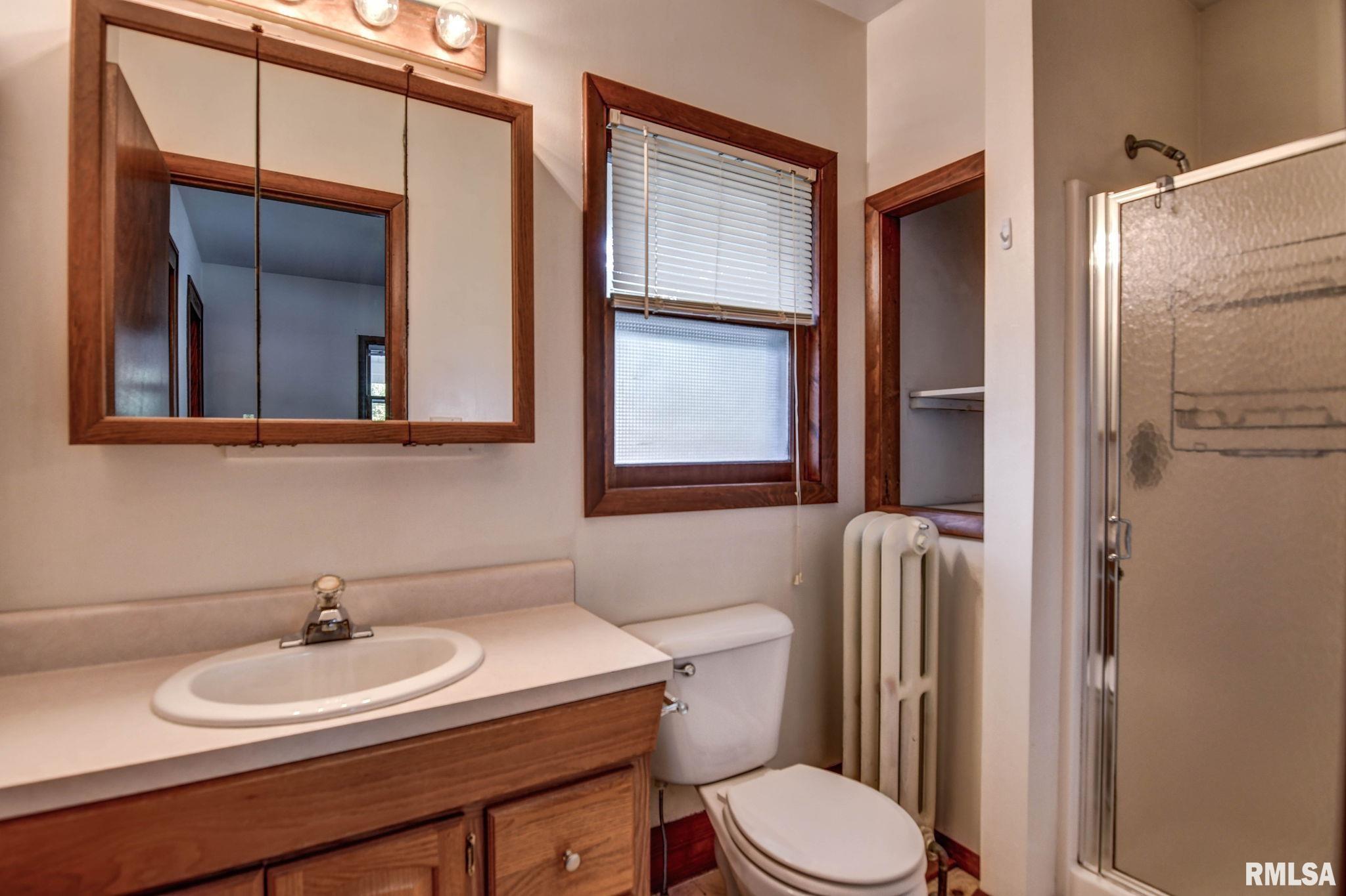 810 North Snodgrass Street Taylorville, IL 62568 - Photo 30 of 43