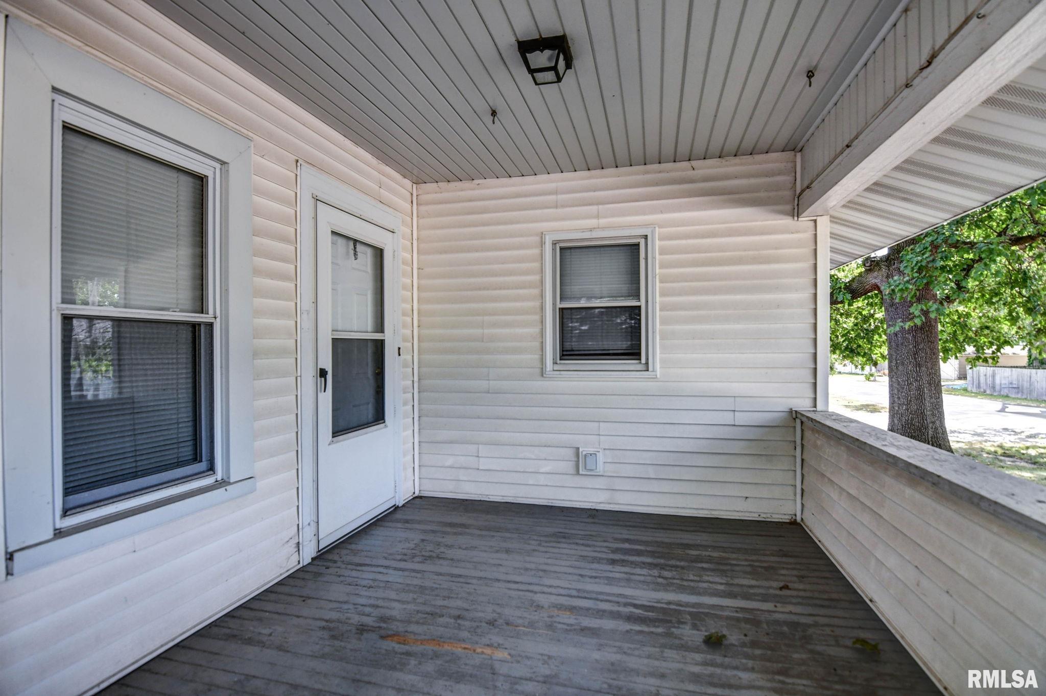 810 North Snodgrass Street Taylorville, IL 62568 - Photo 34 of 43