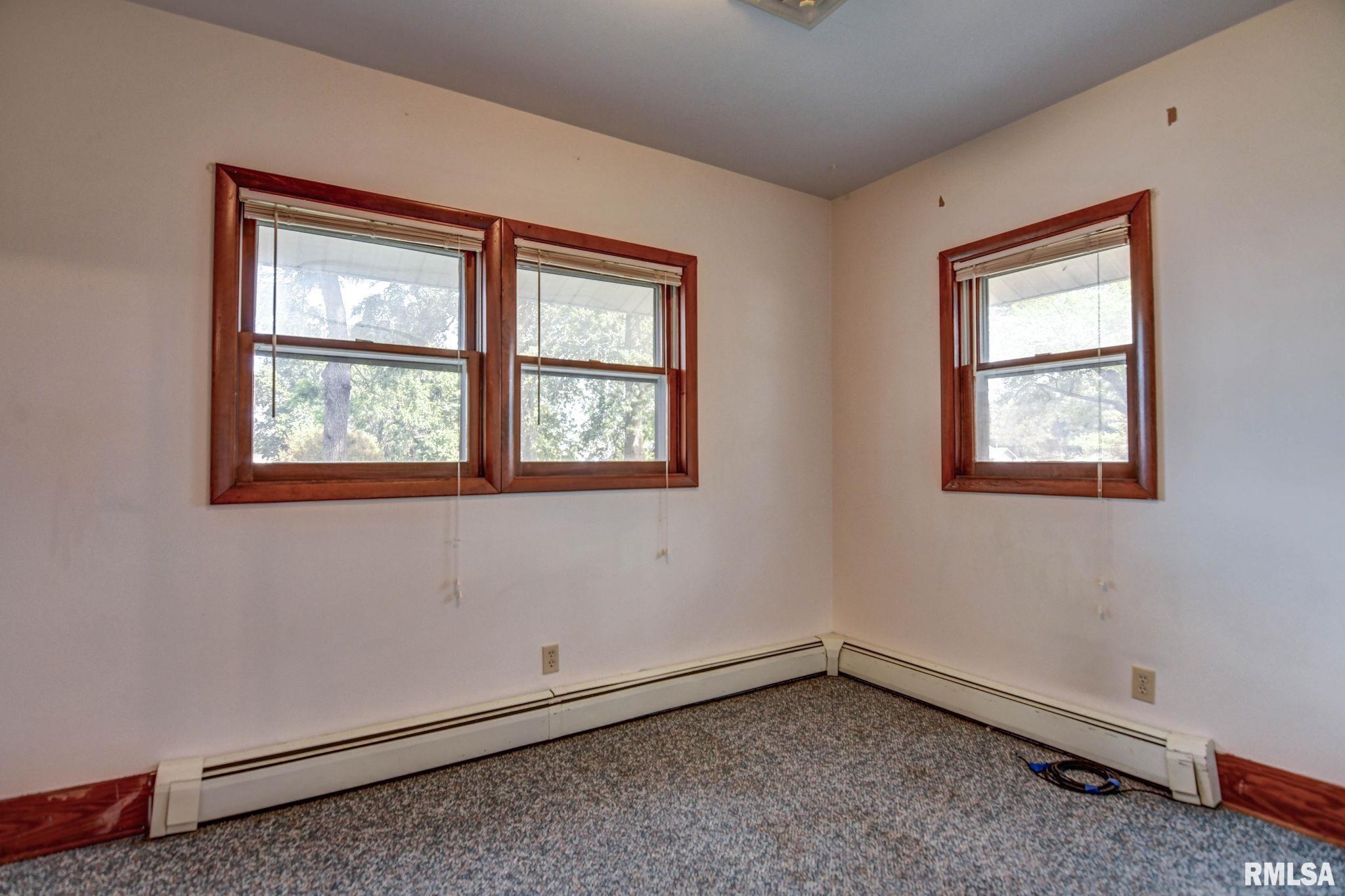 810 North Snodgrass Street Taylorville, IL 62568 - Photo 35 of 43