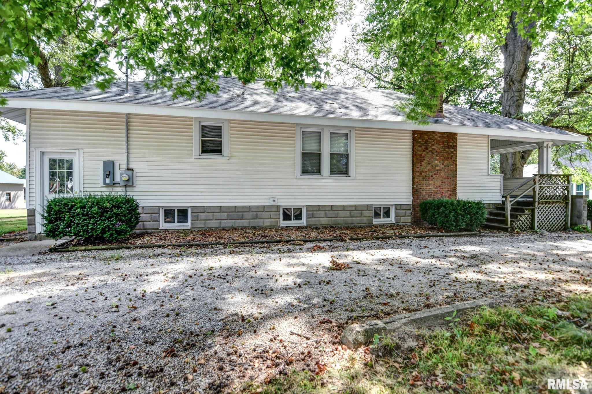 810 North Snodgrass Street Taylorville, IL 62568 - Photo 39 of 43