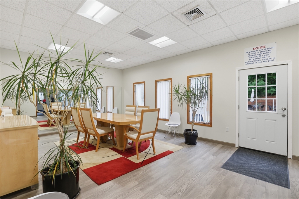 330 Sunderland Road, Unit 7 Worcester, MA 01604 - Photo 17 of 24