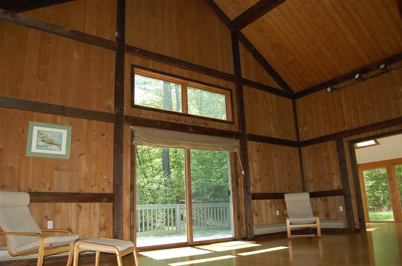 196 South Merrimack Road Hollis, NH 03049 - Photo 4 of 40