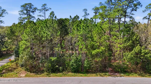 $79,900 | 6201 Hermosa Drive, Ocean Springs, MS 39564