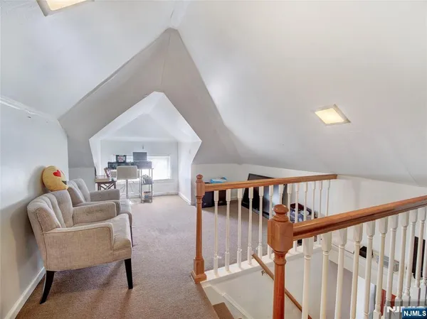 $815,000 | 569 Monroe Place, Ridgefield, NJ 07657