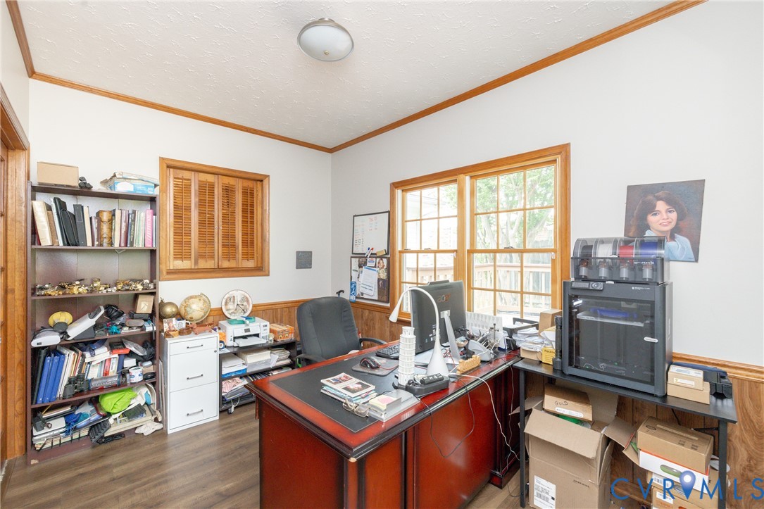712 Keswick Road Colonial Heights, VA 23834 - Photo 27 of 34 a view of a workspace with furniture and a window