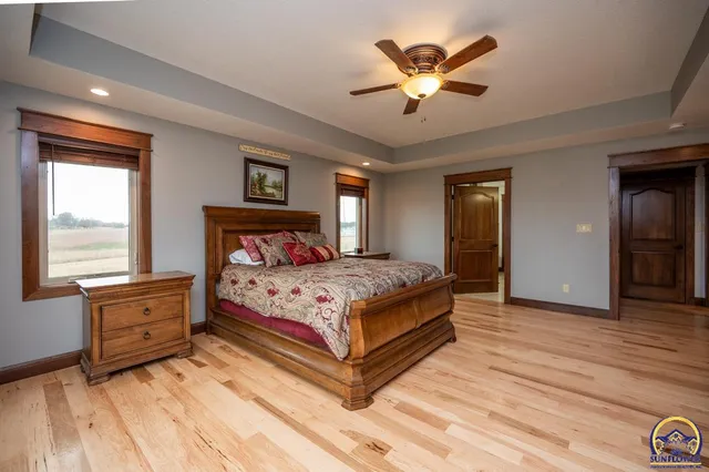 $825,000 | 7630 Southeast Berryton Road, Berryton, KS 66409