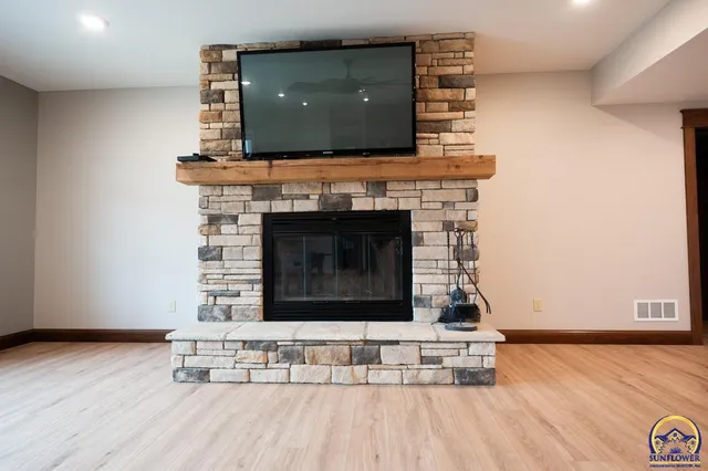 $1,150,000 | 7630 Southeast Berryton Road, Berryton, KS 66409