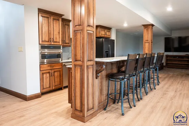 $1,150,000 | 7630 Southeast Berryton Road, Berryton, KS 66409