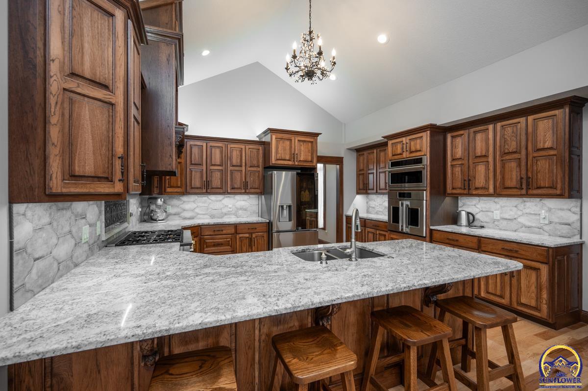 7630 Southeast Berryton Road Berryton, KS 66409 - Photo 6 of 58