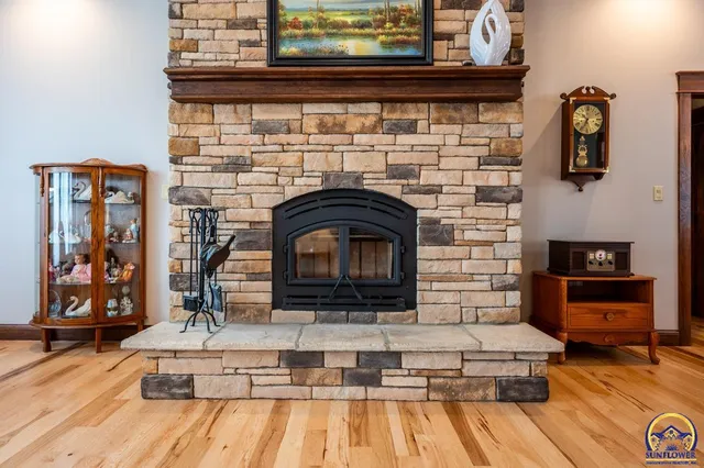 $825,000 | 7630 Southeast Berryton Road, Berryton, KS 66409