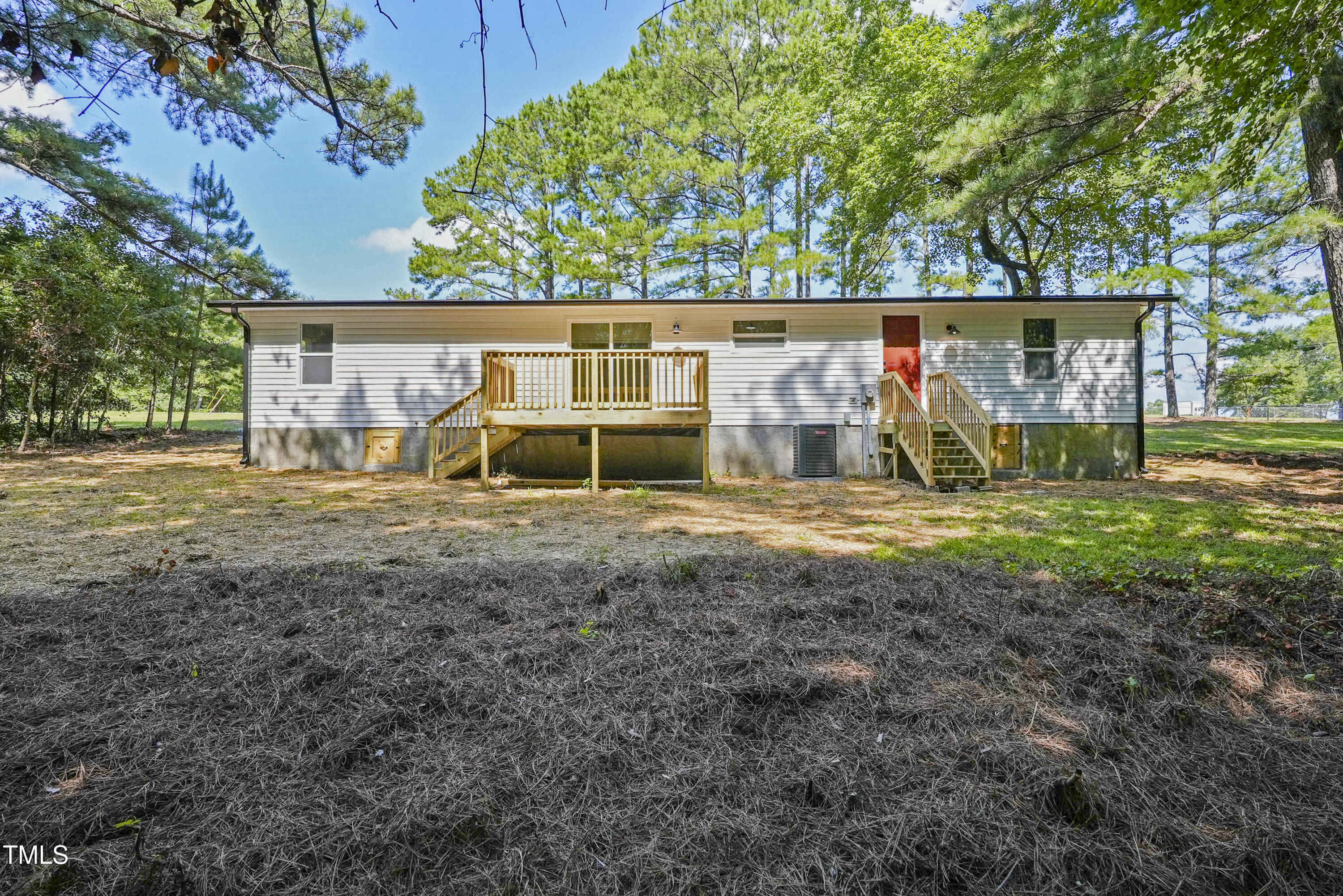643 Tingen Road Broadway, NC 27505 - Photo 6 of 33 july23-36