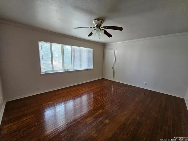 $1,150 | 217 East Lullwood Avenue, Unit 3, San Antonio, TX 78212