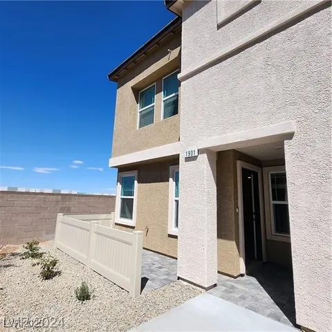 $2,000 | 1901 Brio Vista Street, Henderson, NV 89044
