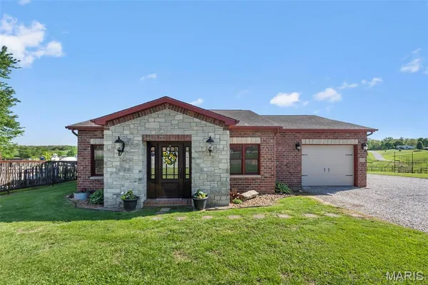 $305,000 | 3715 County Road 415, Friedheim, MO 63747