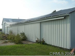 9239 South St Road Amboy, IN 46911 - Photo 2 of 17