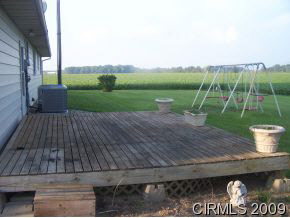 9239 South St Road Amboy, IN 46911 - Photo 7 of 17