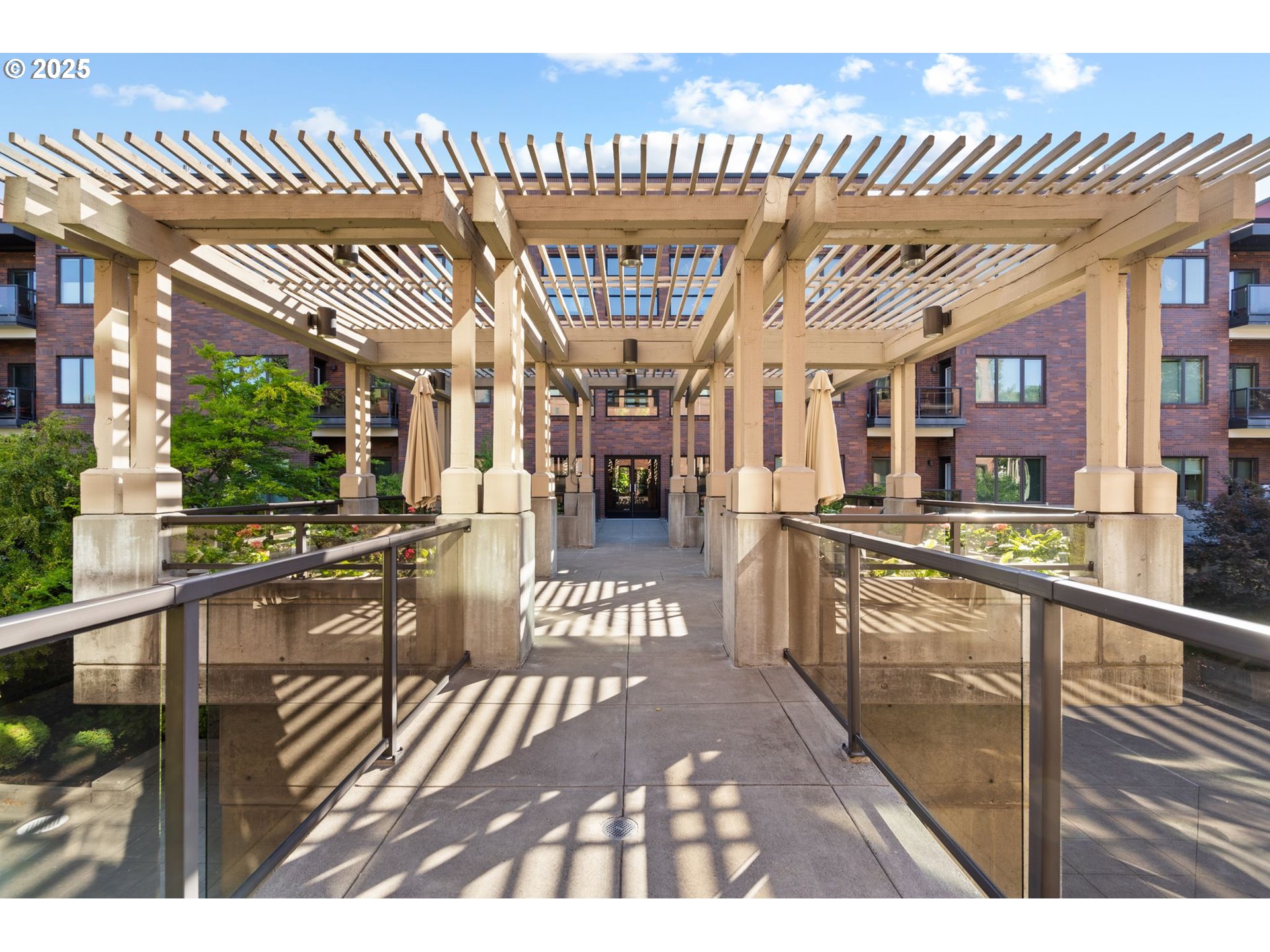 400 West 8th Street, Unit 236 Vancouver, WA 98660 - Photo 30 of 35 a view of a porch with furniture and a patio