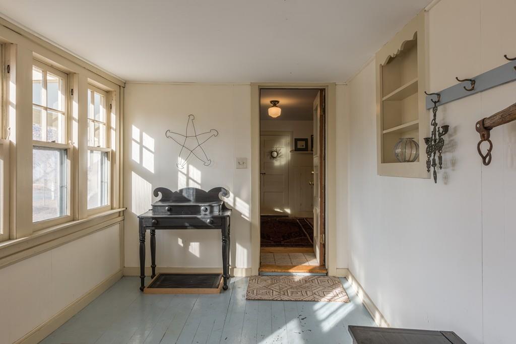 178 West Farms Road Northampton, MA 01062 - Photo 15 of 42 a living room with furniture and a window