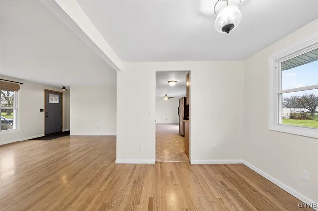 $229,000 | 202 Briarhurst Lane, Camillus, NY 13031