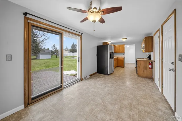 $229,000 | 202 Briarhurst Lane, Camillus, NY 13031