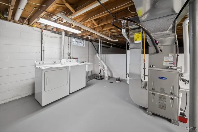 $229,000 | 202 Briarhurst Lane, Camillus, NY 13031