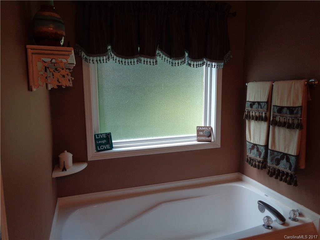 704 Cove Road Gastonia, NC 28052 - Photo 16 of 17 Gallery Image 16