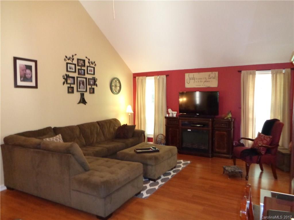 704 Cove Road Gastonia, NC 28052 - Photo 5 of 17 Gallery Image 5