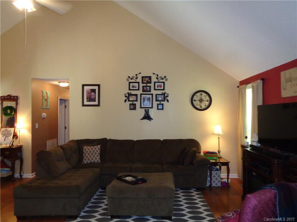 704 Cove Road Gastonia, NC 28052 - Photo 6 of 17 Gallery Image 6