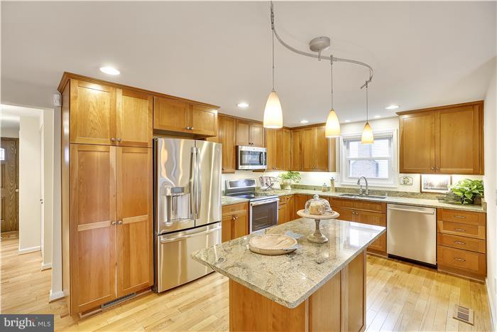 818 Dividing Road Severna Park, MD 21146 - Photo 4 of 30 Kitchen