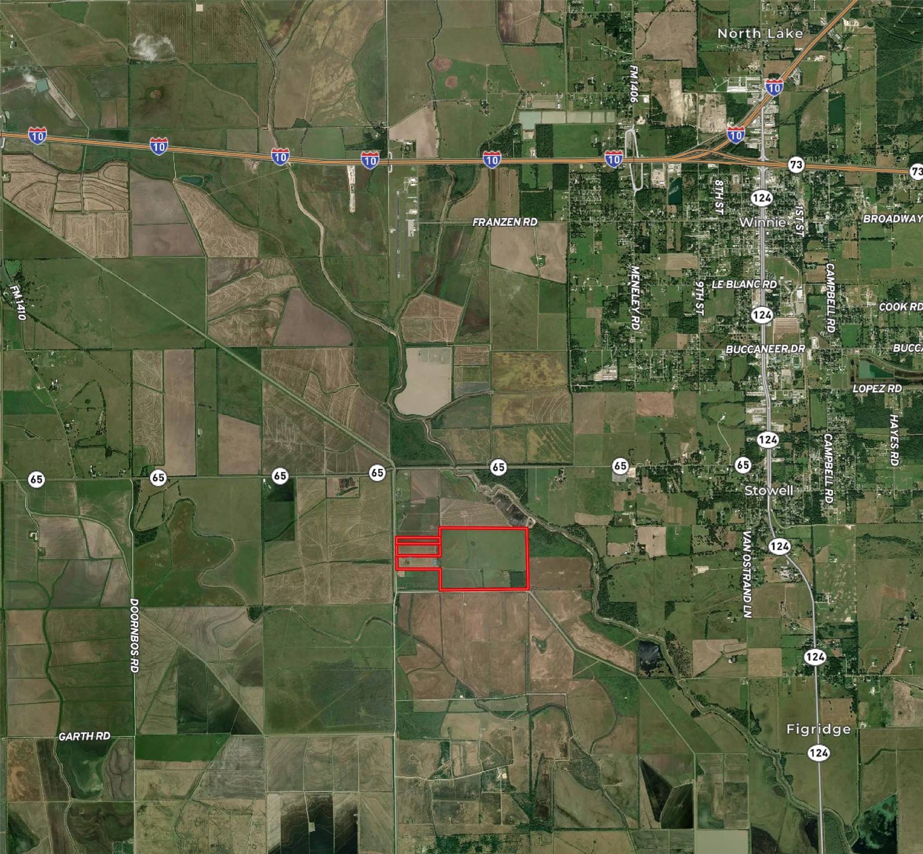 4 Canal Road Winnie, TX 77665 - Photo 4 of 21 a bathroom with a shower