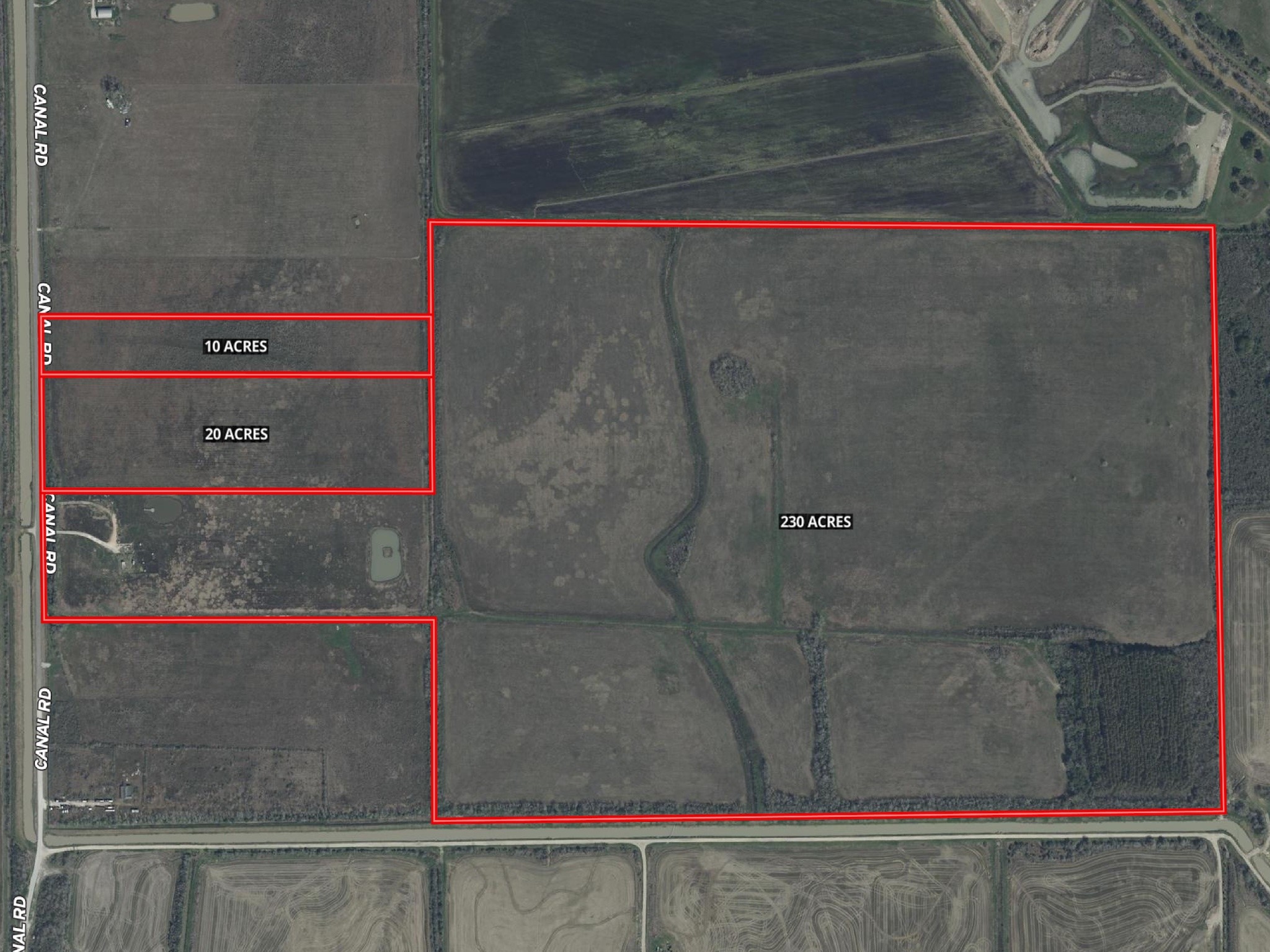 4 Canal Road Winnie, TX 77665 - Photo 5 of 21 a view of a bathroom