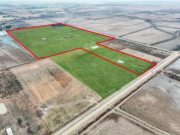 $1,062,500 | 4 Canal Road, Winnie, TX 77665