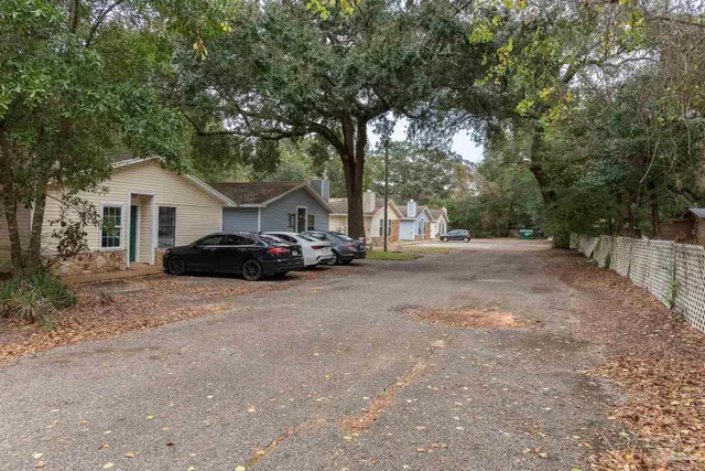 $1,100 | 8210 Kipling Street, Unit A, Pensacola, FL 32514