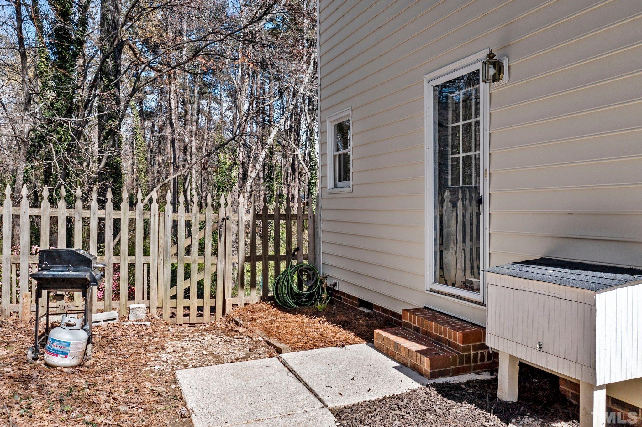 113 Bentpine Drive Raleigh, NC 27603 - Photo 33 of 39 Gallery Image 33