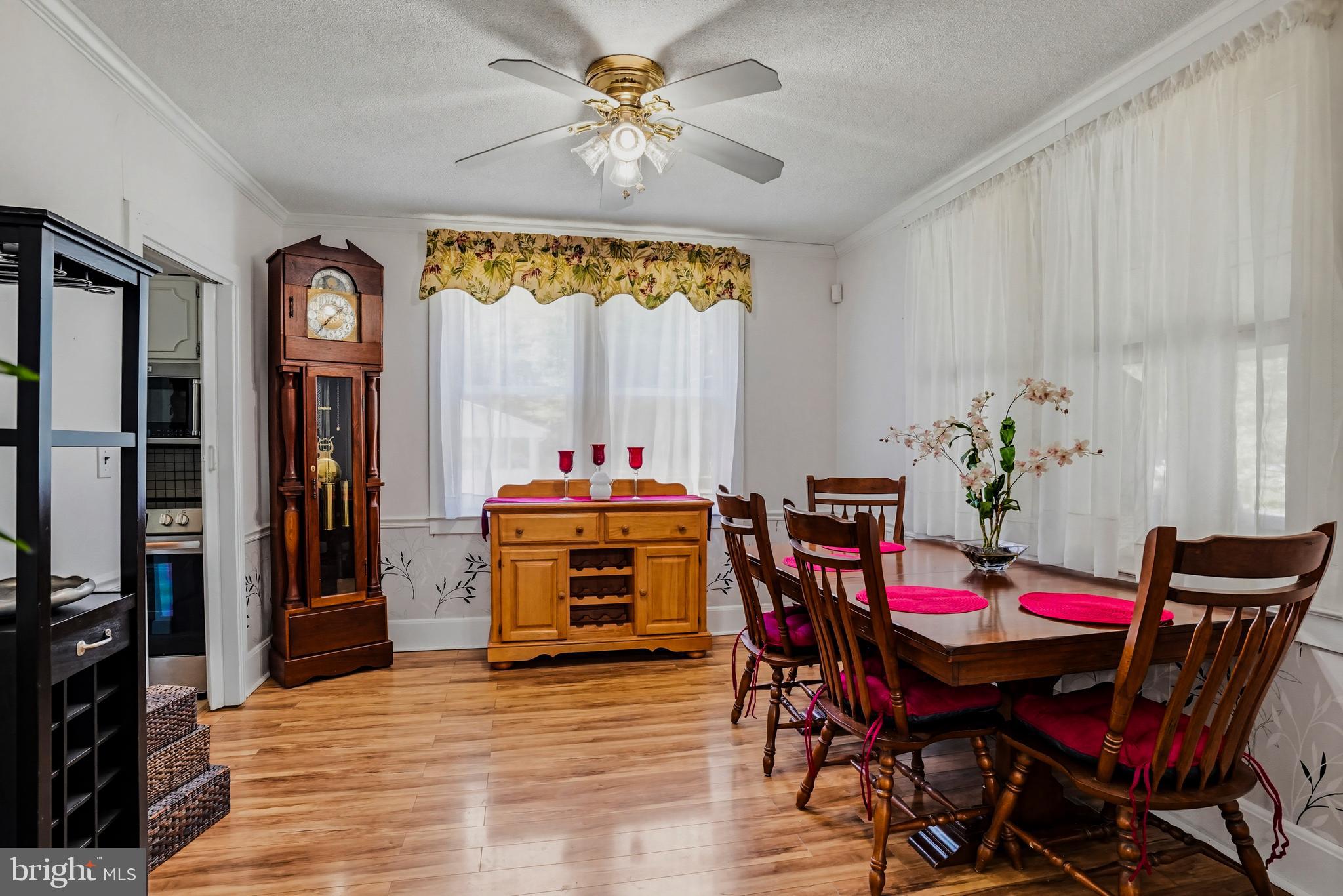 5123 Chalk Point Road West River, MD 20778 - Photo 14 of 42 Dining area